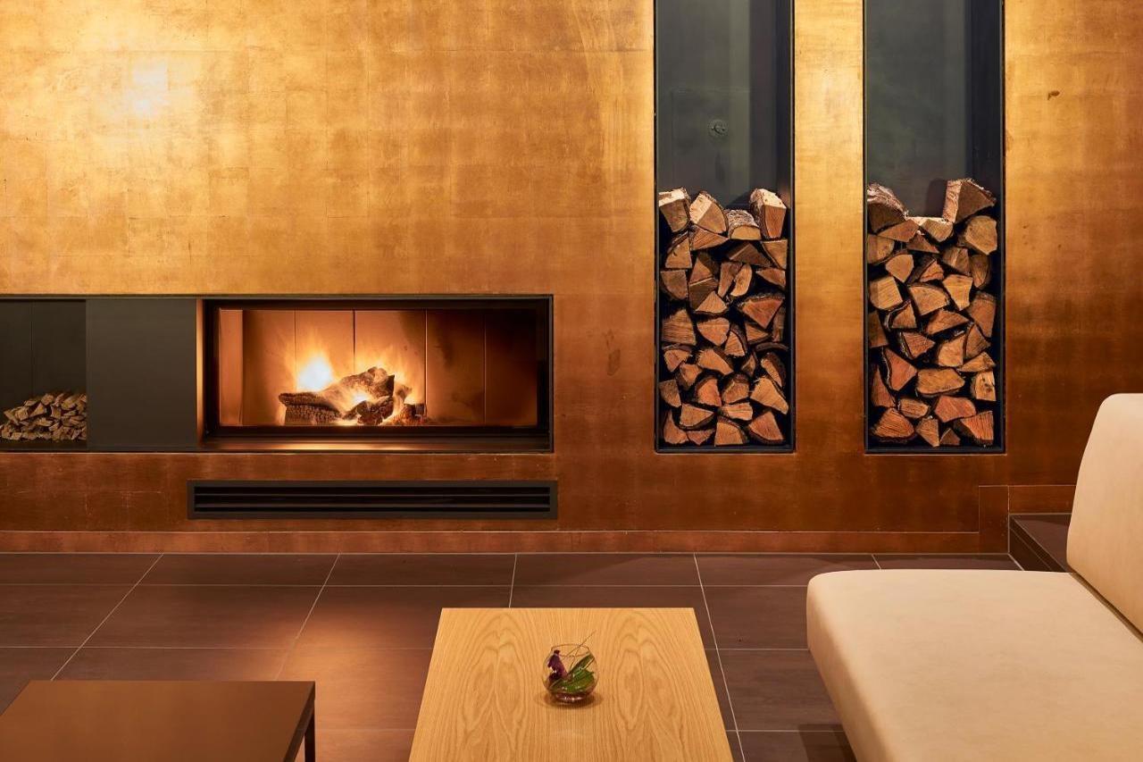 Hotel Elbresidenz An Der Therme Bad Schandau Dış mekan fotoğraf A fireplace